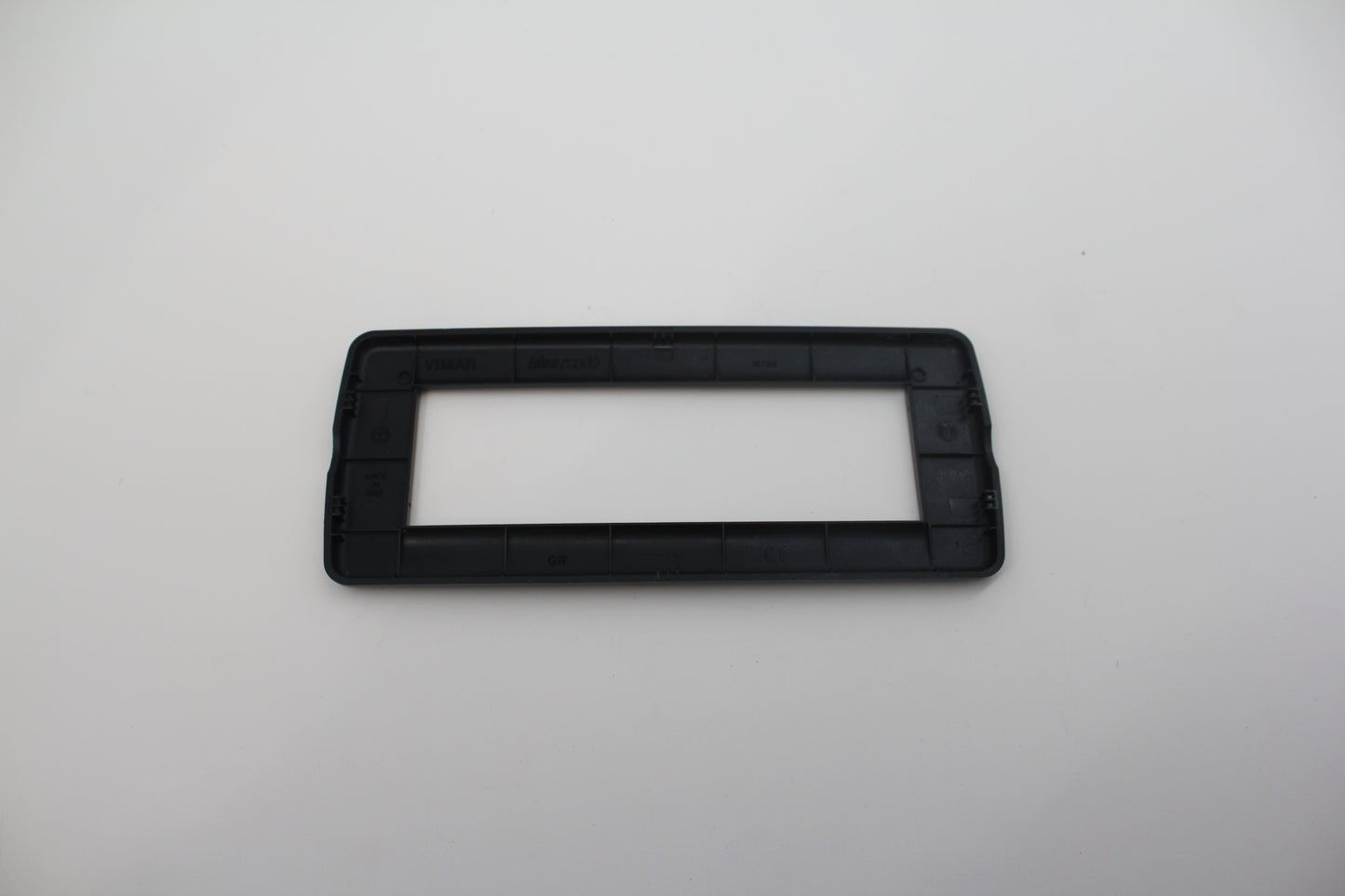 ASSP15248 Sw Panel Part, Cover, Vimar - Idea, TechtNOpolymer, Rondo, Black 16, 12 Pos, 2x6, 1', Mech