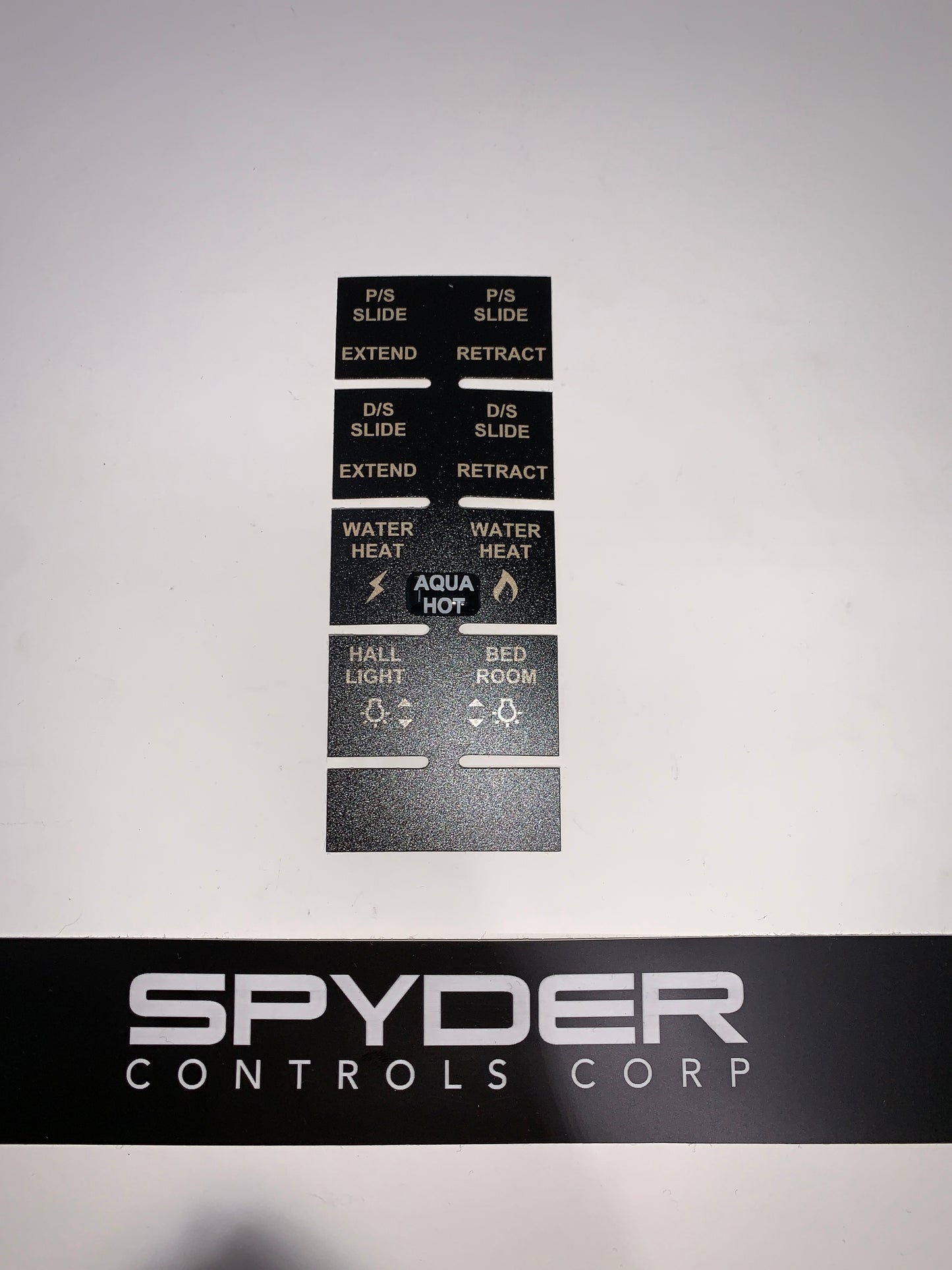 5042958 ASSP3BEBP-A - Sw Panel Part, 2015 PHAETON (AquaHot), GALLEY DISPLAY, Label