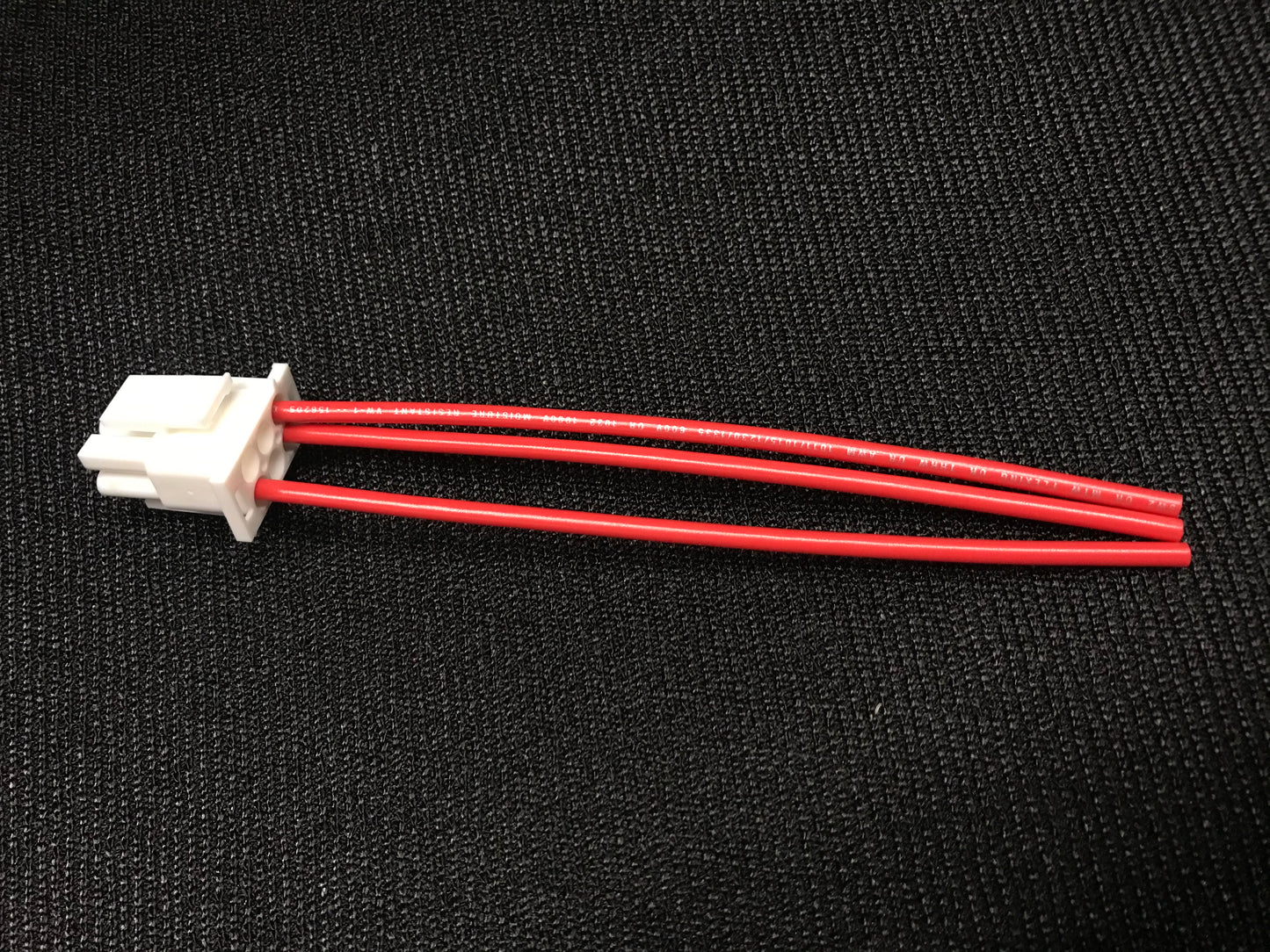 15512 CON505150-1 - Connector, 3x2 pos MNL Plug, Male, Harness (Wires in pins 1, 4 & 6)