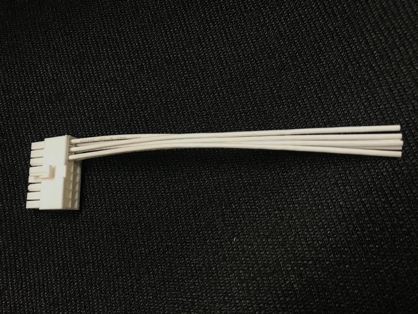 15514 CON965116-1 - Connector, 16 pos Mini-MNL Plug , Male, Harness (Wires in pins 1-3 & 9-11)