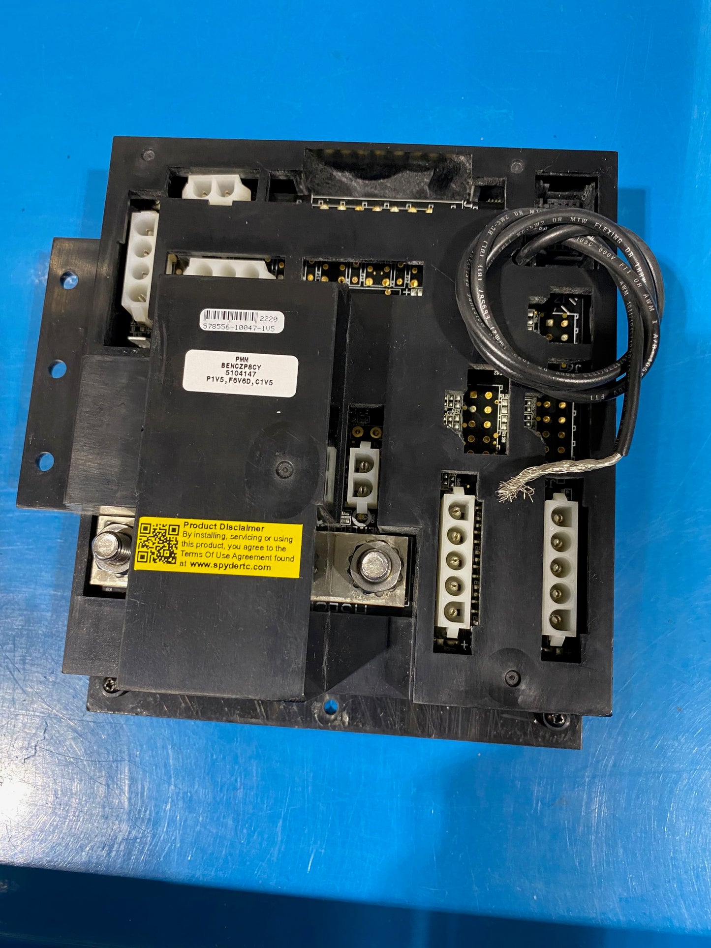 5104147 BENCZP8CY - Enclosure Assy, PMM, 2021 Red, Z (5104147)